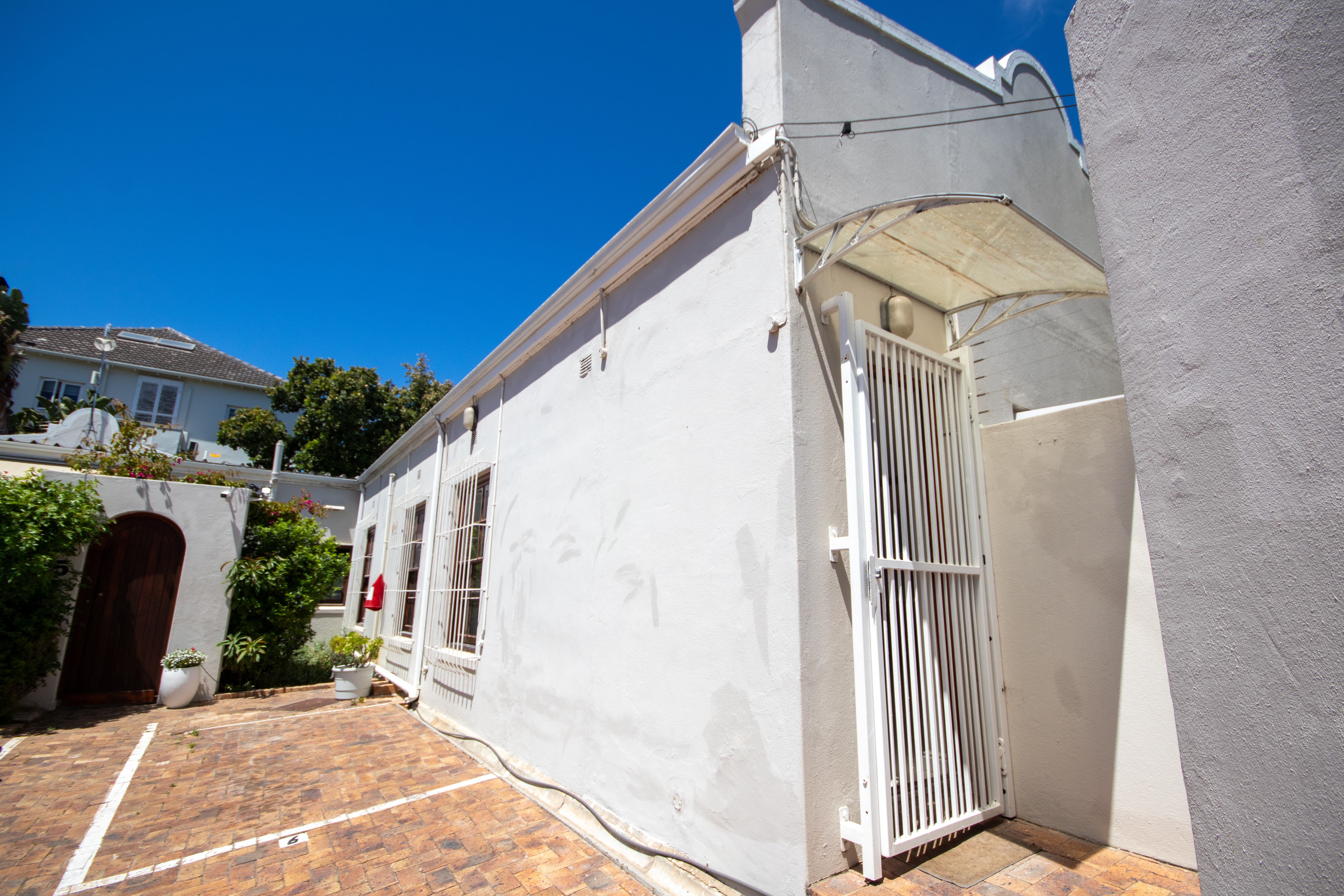 2 Bedroom Property for Sale in Green Point Western Cape